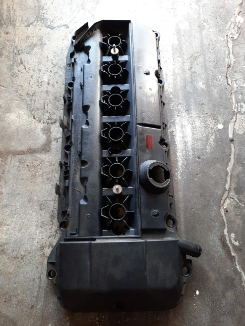 2003 BMW Z4 6-CYLINDER M54 Used OEM Valve Cover