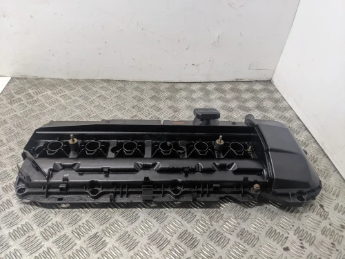 2003 BMW Z4 Used Valve Cover 0928400475