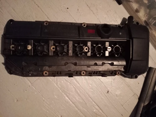 2003-2006 BMW Z4 / X5 M54 Used OEM Valve Cover 11127512840