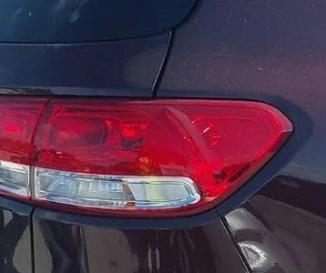 2016-2018 Kia Sorento RH Passenger Quarter Panel Mounted Tail Light Lamp OEM used OEM tail light assembly