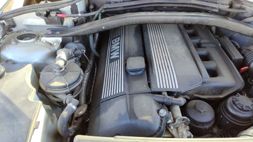 2004-2006 BMW X3 3.0L Used OEM Valve Cover 11127512839