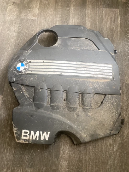 2012 BMW X1 / 520D Diesel Used Engine Cover