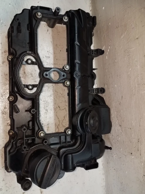 2013-2018 BMW X1 2.0L 2WD N20 Used Valve Cover
