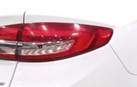 2017-2020 Ford Fusion Passenger RH Quarter Tail Light Tail Lamp OEM used OEM tail light assembly