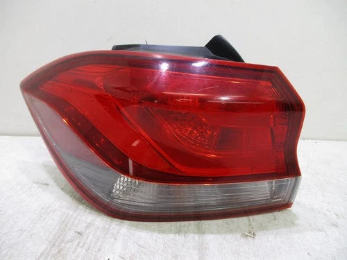 2018 2019 2020 Hyundai Elantra Hatchback GT Driver LH Tail Lamp OEM used OEM tail light assembly