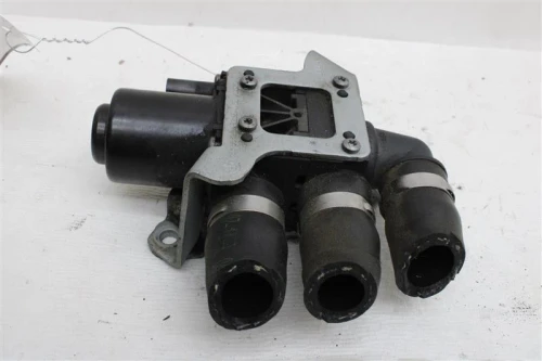 2015 BMW X5 Used Valve Cover 64126950257