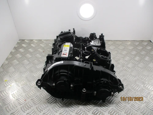 2021 BMW 320i 2.0L Used Valve Cover