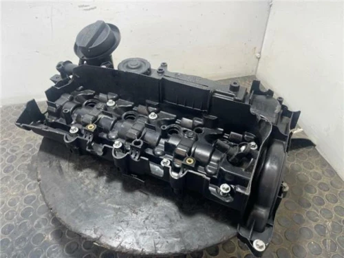 BMW 318D 2.0L Used Valve Cover
