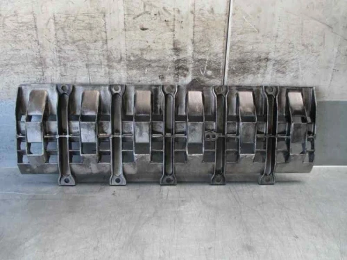 BMW 5 Series 2.5L Used Valve Cover 3003935