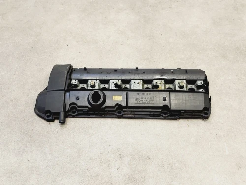 BMW 523I Used Valve Cover 11121703341 / 1928402937