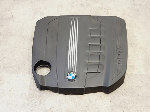 BMW 525D Used Valve Cover 11147800575 / 13717800575