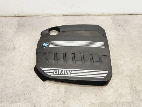 BMW 530D Used Valve Cover 11147800575 / 13717800575