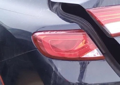 17 Chrysler 200 LH Driver Tail Light Lamp Quarter Mount OEM OEM used OEM tail light assembly