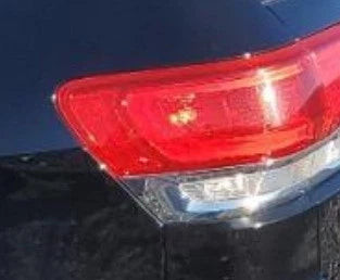 2014-2021 Jeep Grand Cherokee LH Driver Quarter Panel Mounted Tail Light Lamp used OEM tail light assembly