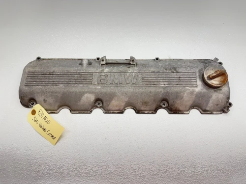 BMW E28 / E30 / E34 2.5L Used OEM Valve Cover