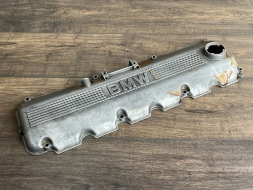 BMW E30 / E28 / E34 6-CYLINDER Used OEM Valve Cover