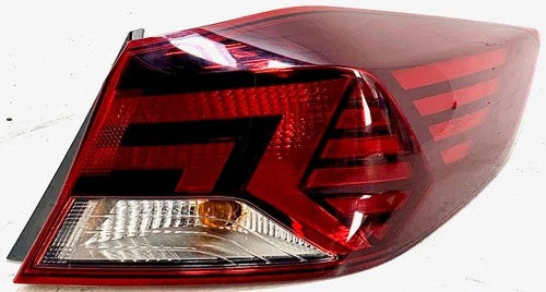 2019-2020 Hyundai Elantra Passenger RH Tail Light Quarter Mount Incandescent OEM used OEM tail light assembly