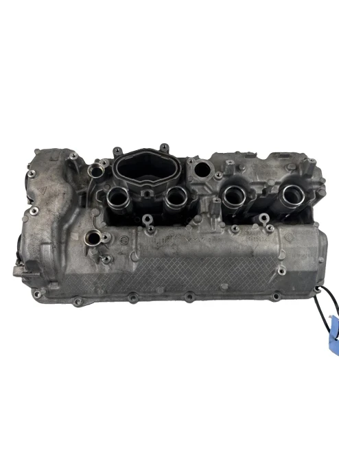 BMW M5 / 750i / X5 / X7 4.4L Left Used OEM Valve Cover 11128601707