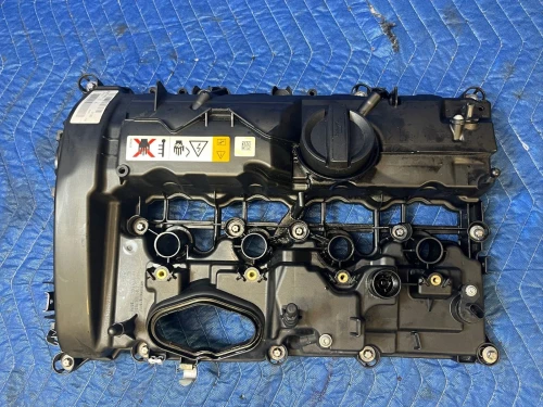 BMW X3 / X4 B46 Used OEM Valve Cover