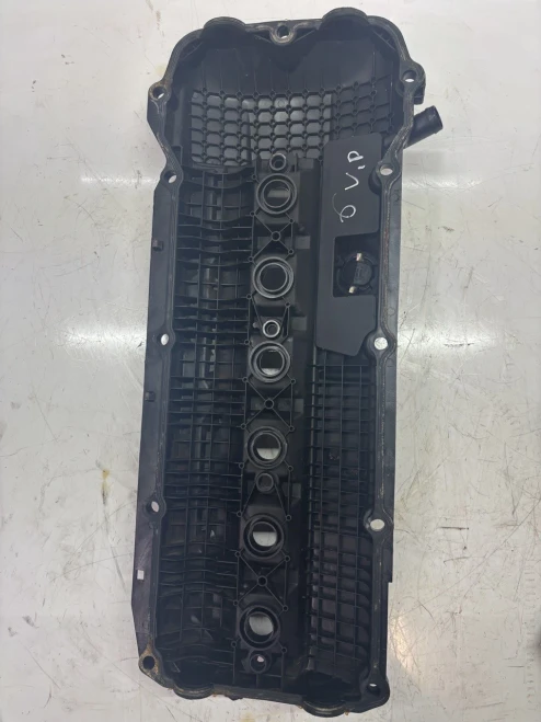 BMW Z3 3.0L M54 Used Valve Cover