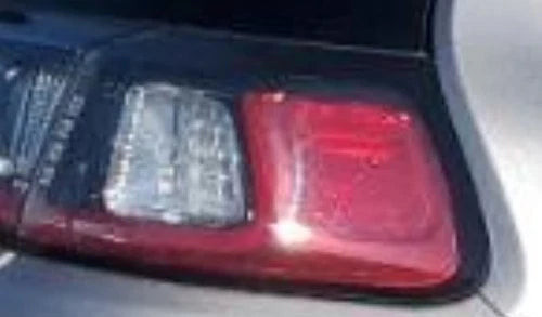 2019-2023 Jeep Cherokee RH Passenger Quarter Panel Mounted Tail Light Lamp OEM used OEM tail light assembly