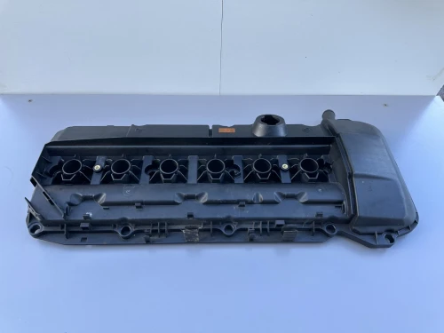 BMW Z4 / 330i / 325i / 320i / 530i / 525i M54 Used Valve Cover