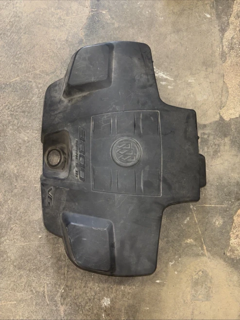 2007 Buick Lucerne Used OEM Engine Cover