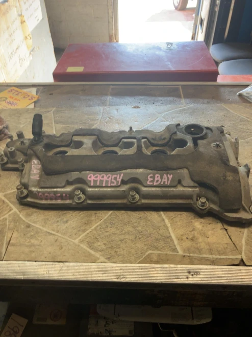 2013-2021 Buick / Chevrolet / GMC Enclave / LaCrosse / Impala / Terrain 3.6L Left Used Valve Cover