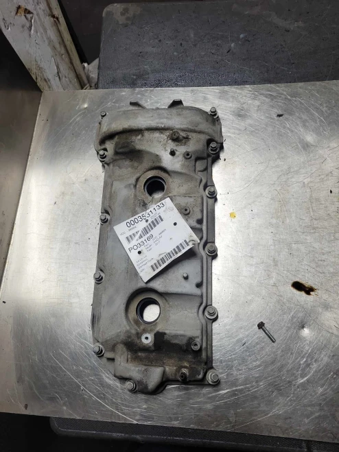 2014-2017 Buick Enclave Used Valve Cover