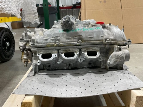 2018-2020 Buick Enclave Left Used Valve Cover 12692323