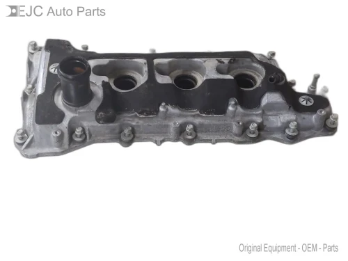 2018-2024 Buick Enclave 3.6L Left Front Used Valve Cover 12653690