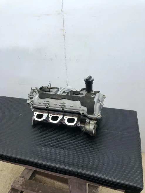 2018-2024 Buick Enclave Left Used OEM Valve Cover