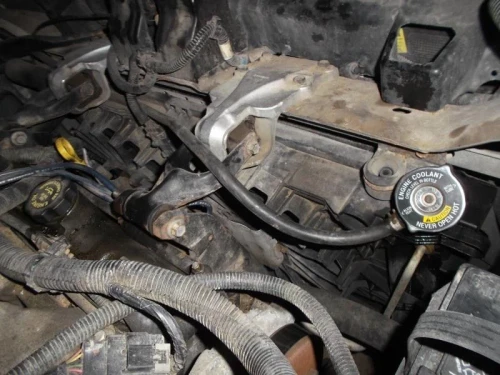 Buick Rendezvous 3.4L Left Used Valve Cover