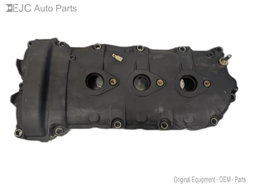 2005 Cadillac CTS 3.6L Left Used Valve Cover