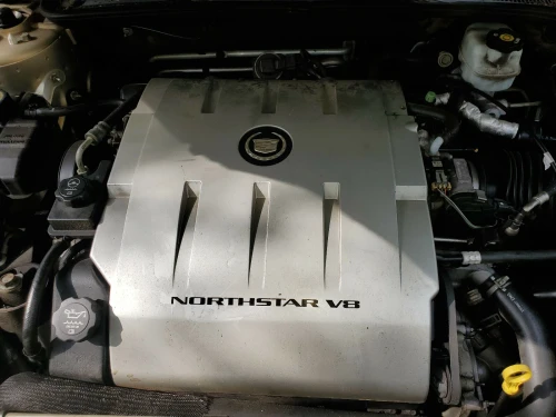 2006-2009 Cadillac DTS 4.6L Used Engine Cover
