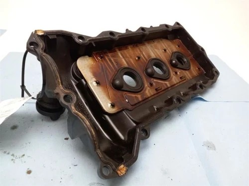 2007 Cadillac CTS Left Used OEM Valve Cover