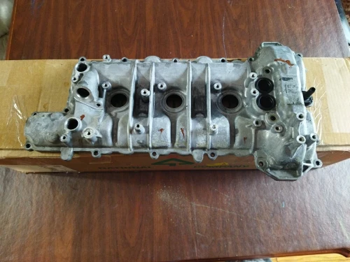 2019 Cadillac CT5 Right Used Valve Cover