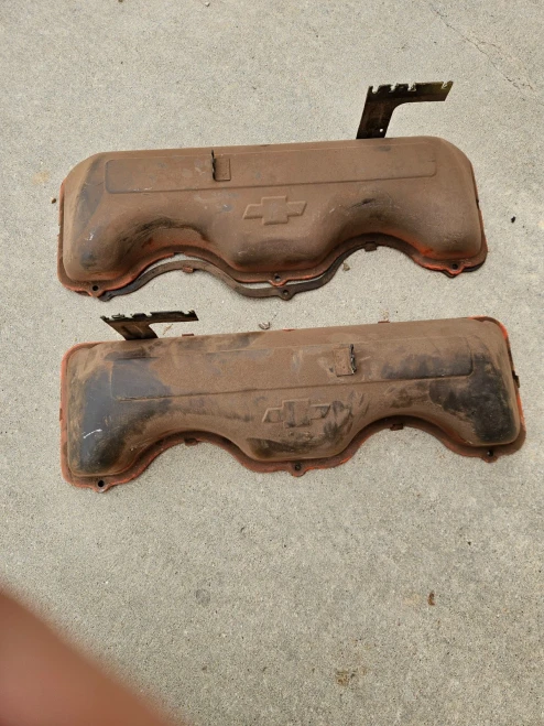 1958-1961 Chevrolet Impala / Bel Air / El Camino Used Valve Cover