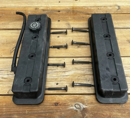 1993-1996 Chevrolet Corvette Pair V8 LT1 Used OEM Valve Cover