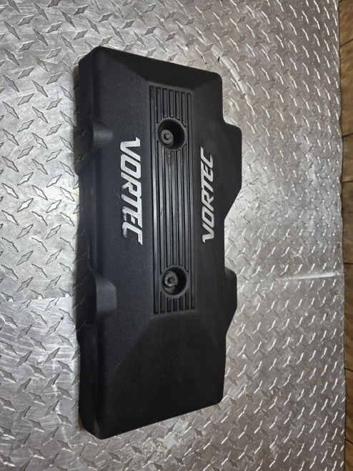 1999-2000 Chevrolet Silverado 5.3L Used OEM Engine Cover