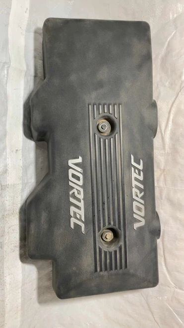1999-2002 Chevrolet / GMC Tahoe / Silverado / Sierra / Yukon 4.8L / 5.3L / 6.0L V8 Used Engine Cover
