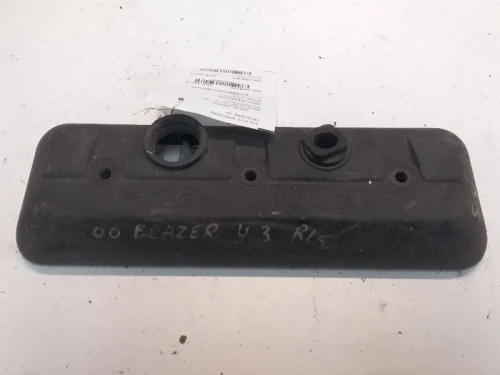 2000 Chevrolet S10 / Blazer 4.3L Right Used Valve Cover