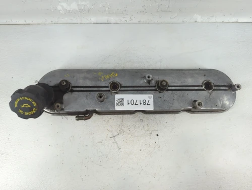 2000 Chevrolet Silverado Right Used Valve Cover