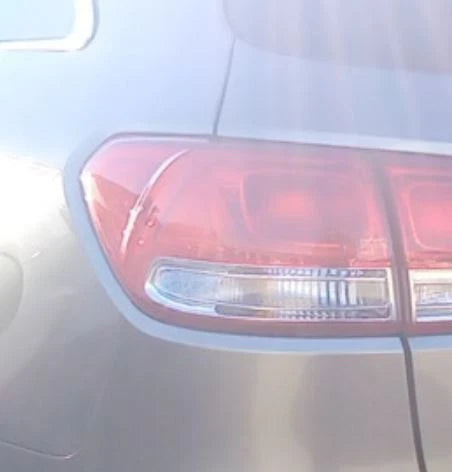 16-18 Kia Sorento LH Driver Tail Light Lamp Quarter Mount OEM OEM used OEM tail light assembly