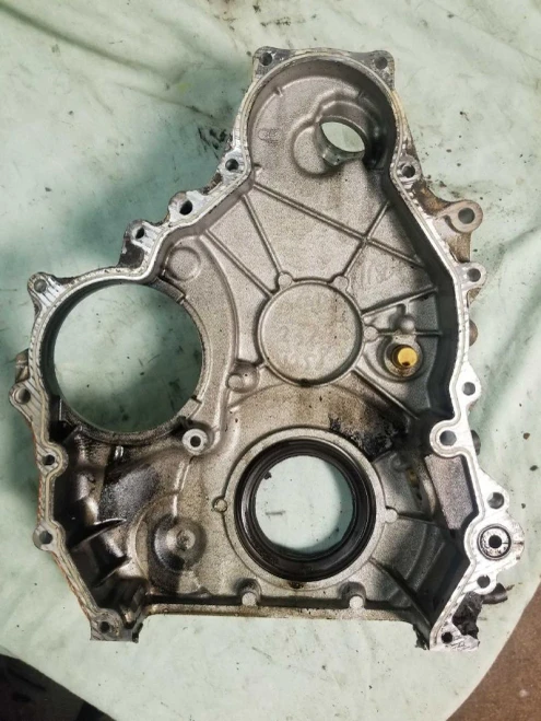 2001-2004 Chevrolet / GMC Silverado / Sierra 6.6L VIN 1 Used OEM Timing Cover