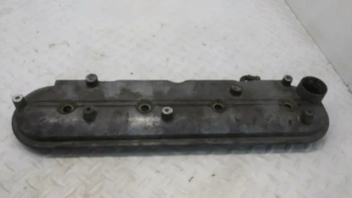 2003-2004 Chevrolet / Ram Avalanche / 1500 5.3L Right VIN T Used Valve Cover