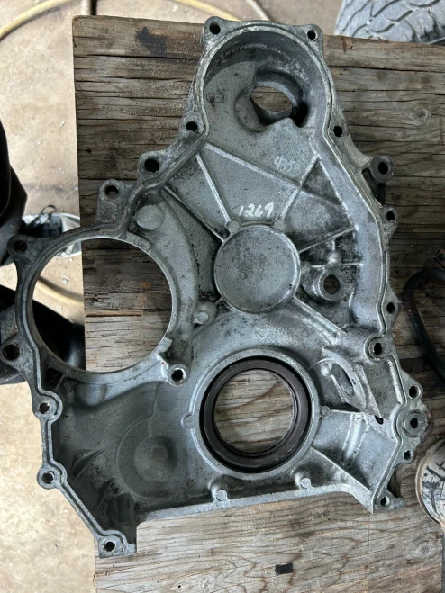 2004-2005 Chevrolet / GMC / Ram Silverado / Sierra / 2500 / 3500 6.6L Used Timing Cover