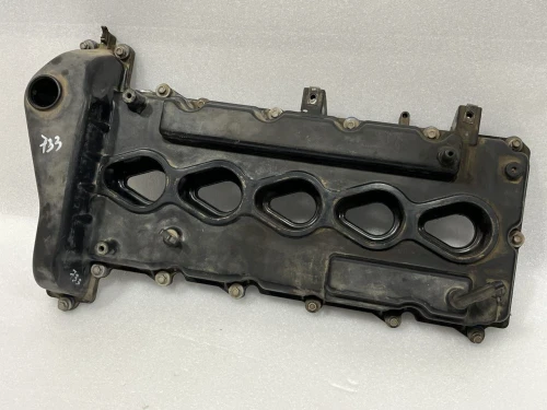 2004-2006 Chevrolet Colorado 3.5L Used Valve Cover