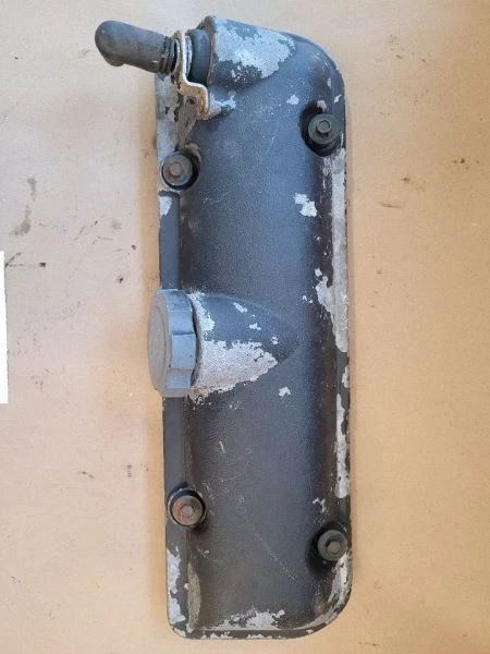 2005 Chevrolet Equinox 3.4L Left Front Used Valve Cover 12576713