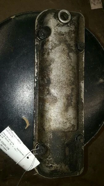 2005 Chevrolet Equinox 3.4L Rear Used Valve Cover